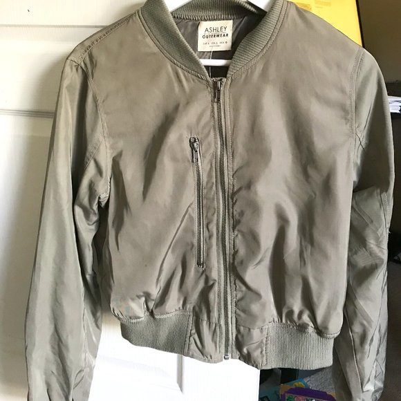 Bomber Jacket - Picture 1 of 1